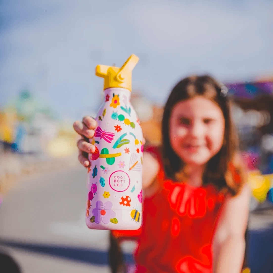 Cool-Bottles-Kids-05-Bug_Life-2.png