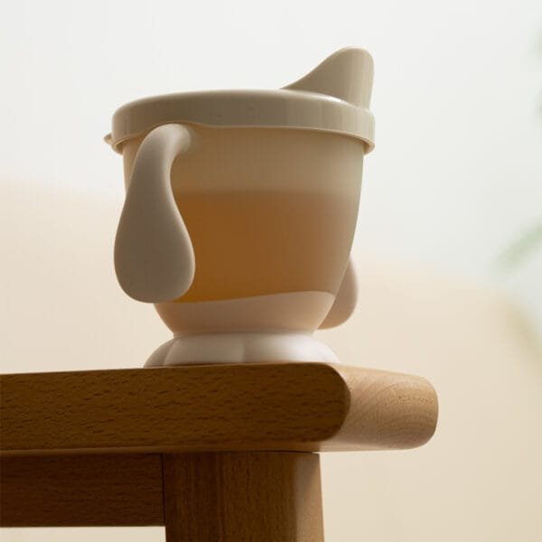 HUG-Training-cup-2-600×600