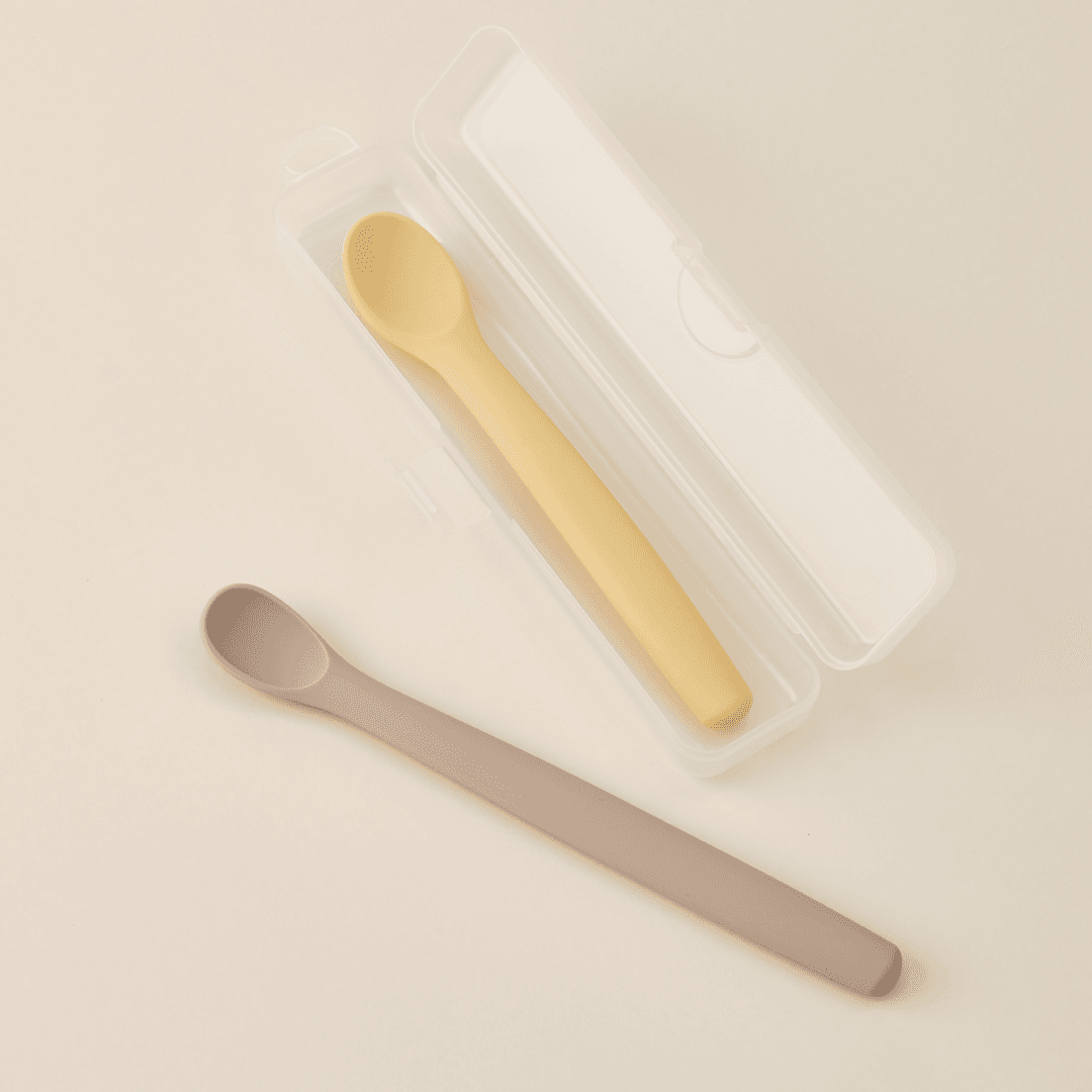 Mother-K-Hug-baby-spoon-set-3-3.png
